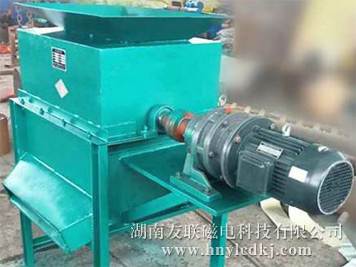 CYG系列干粉永磁筒式磁選機